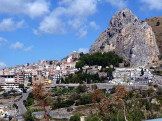 Foto - Vendita Trilocale, buono stato, Roccella Valdemone, Costa Tirrenica Messinese