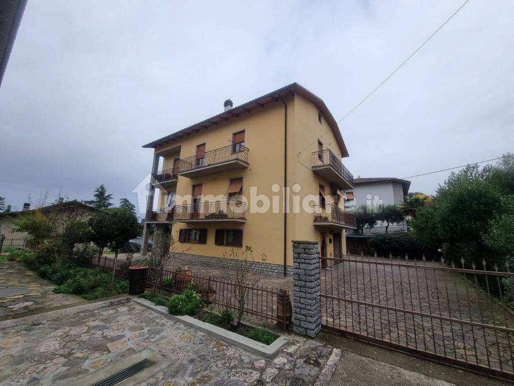 Villa in vendita a Ficulle