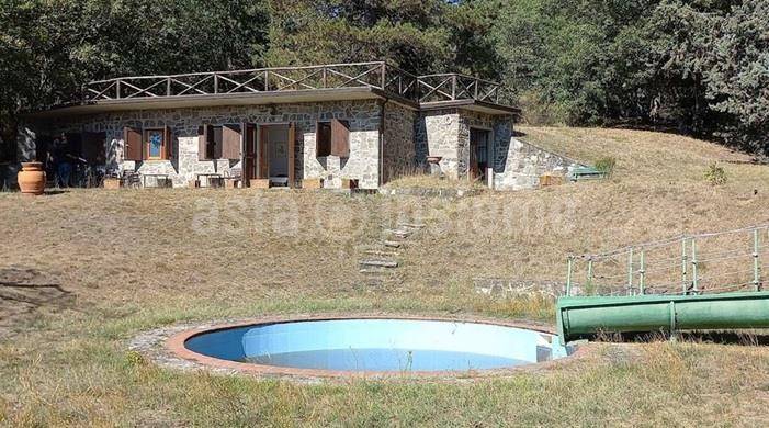 complesso-residenziale-localita-casalino-reggello-di-947100-mq