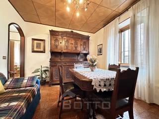 casa vendita borgosesia salotto2