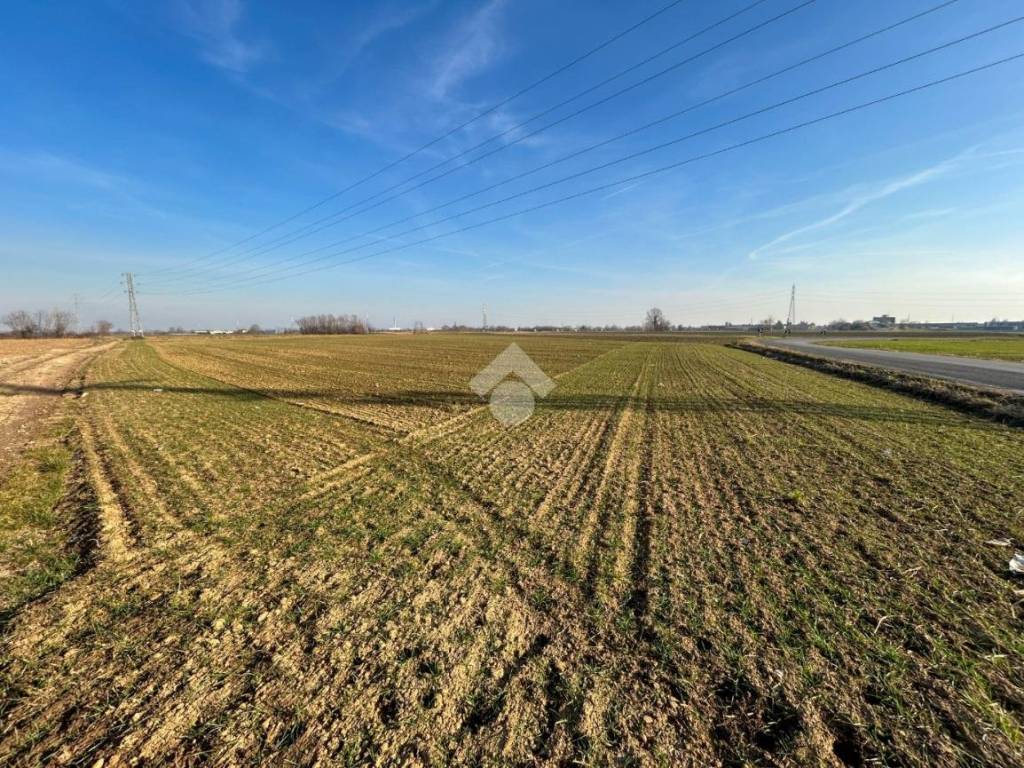 Terreno agricolo via leonardo da vinci, busnago