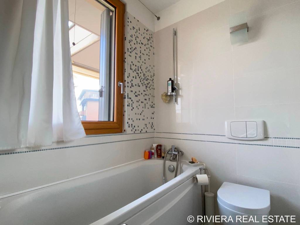 BAGNO FINESTRATO