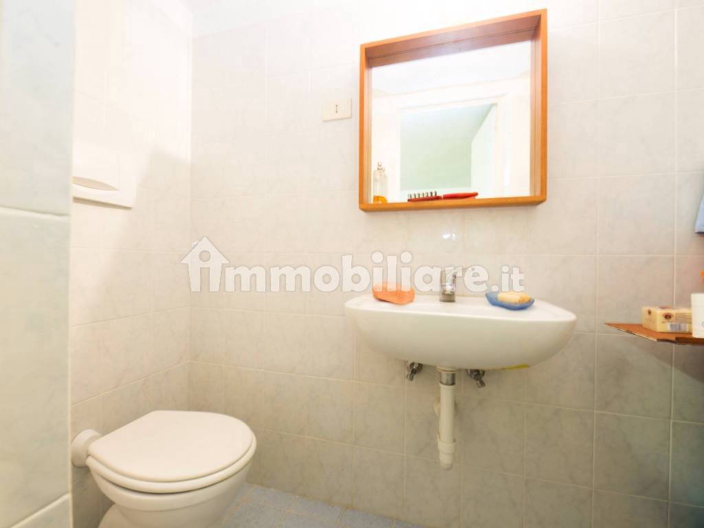 bagno seconda taverna