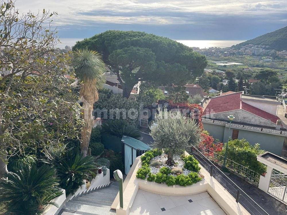 Borghetto-Santo-Spirito-Liguria-villa-for-sale-le-