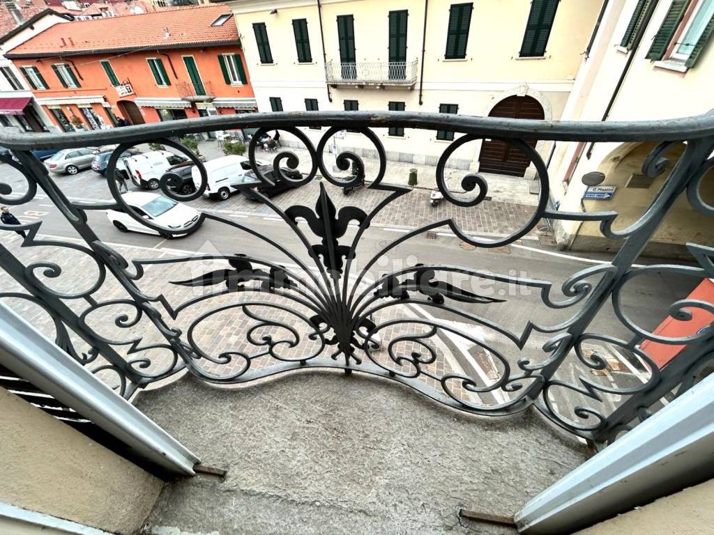 BALCONE