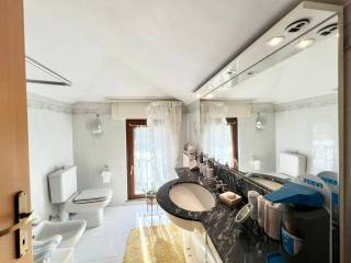 bagno al piano superiore