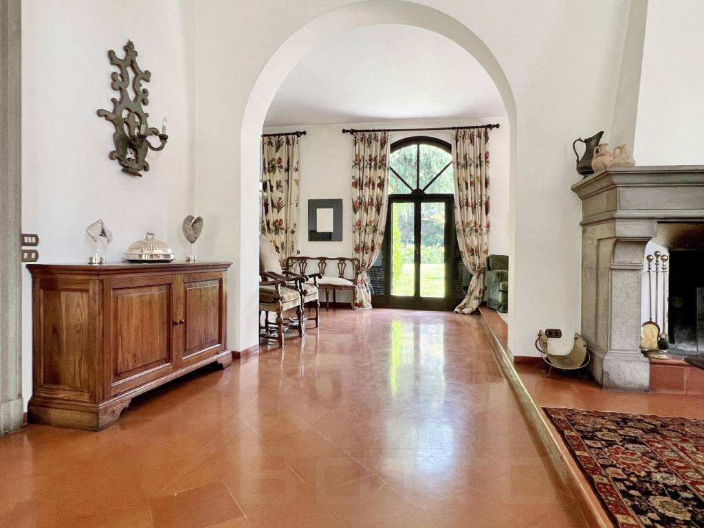 villa vendita castelletto soggiorno1