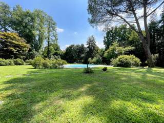 villa vendita castelletto piscina giardino