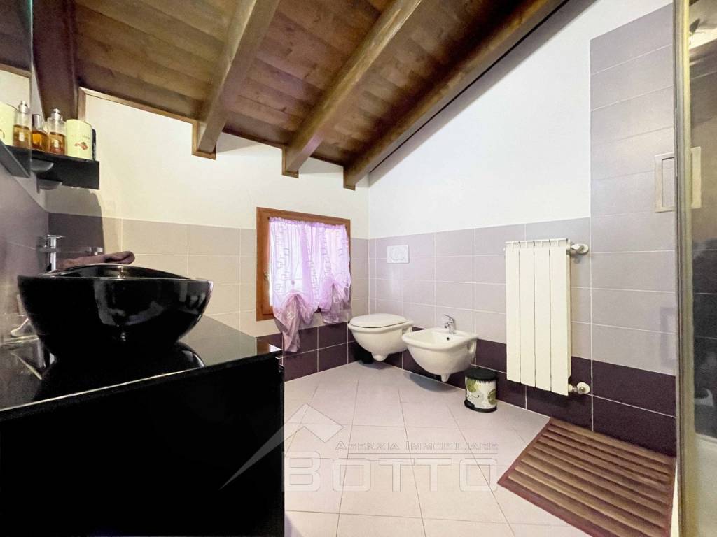 casa vendita borgomanero 3bagno