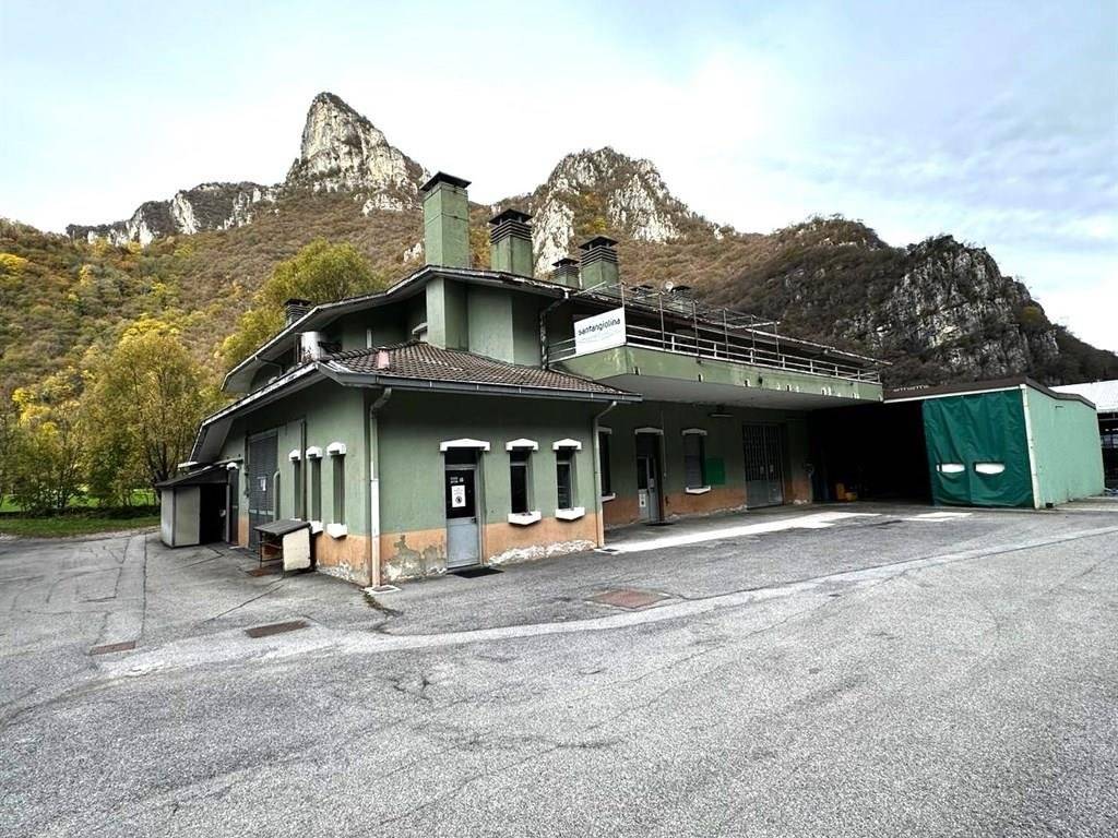 Capannone, centro, ballabio