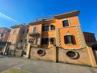 Case in vendita in Viale Ventuno Aprile, Roma Immobiliare.it