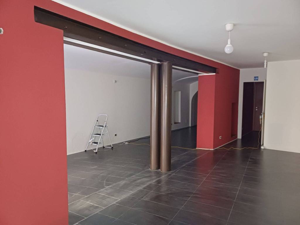 Locale commerciale via giuseppe garibaldi 25, carcare