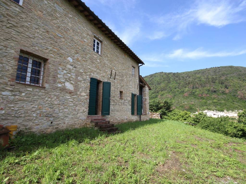 casa colonica rustico in vendita a lucca (8).JPG