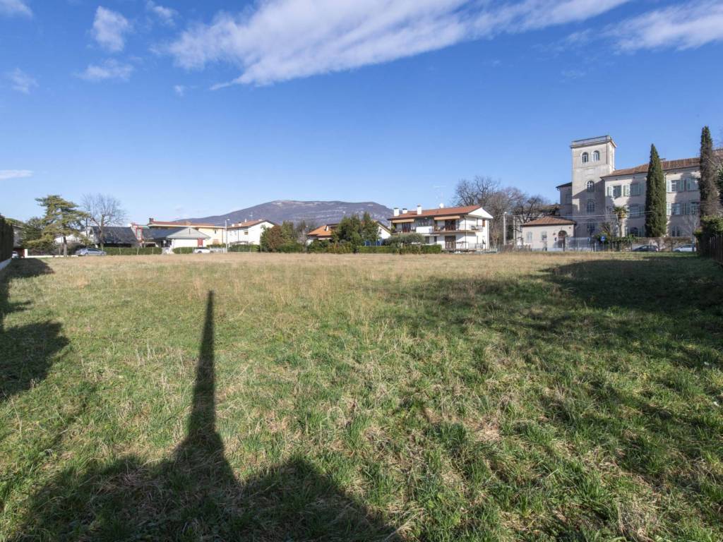 Terreno edificabile via brigata abruzzi, centro, gorizia