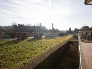 BALCONE CON VISTA