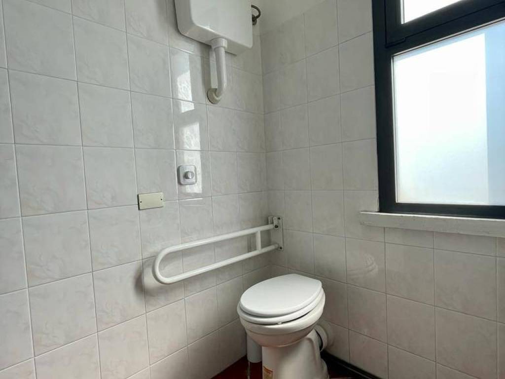 Bagno disabili piano terra