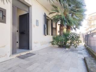 cortile all'ingresso