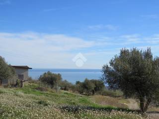 Terreno Agricolo con Rimessa