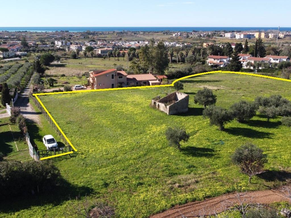 Terreno edificabile via impresa, campo volo, fiume lao, la bruca, scalea