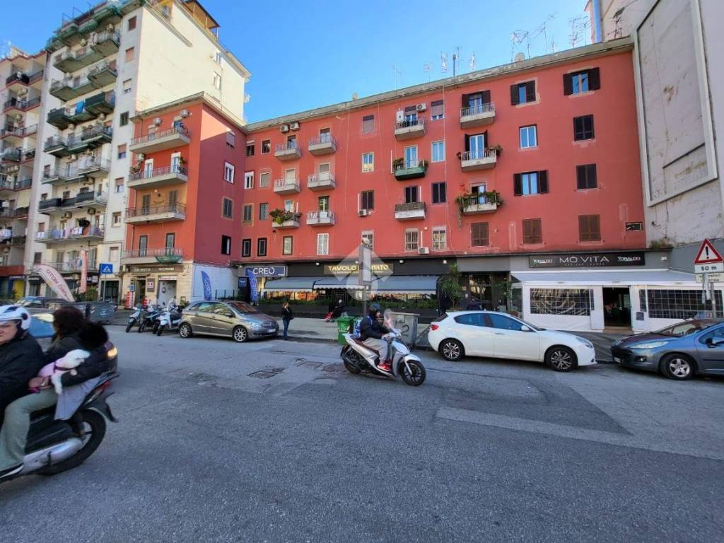 Locale commerciale via caio duilio 3, fuorigrotta, napoli