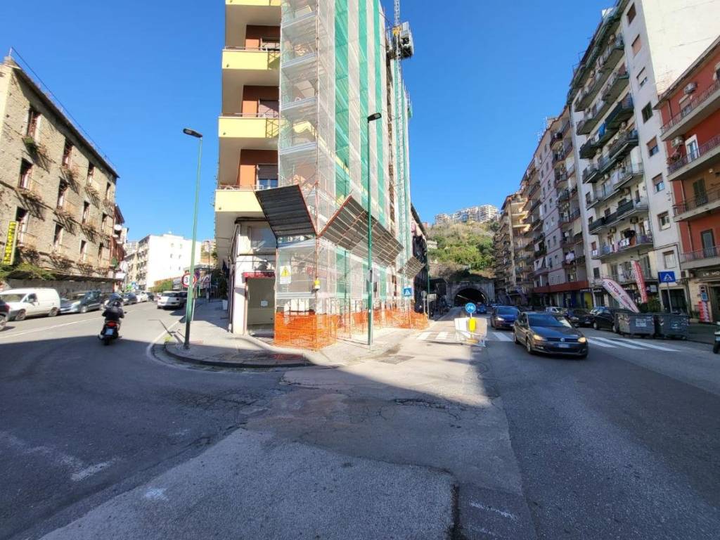 Locale commerciale via caio duilio 3, fuorigrotta, napoli