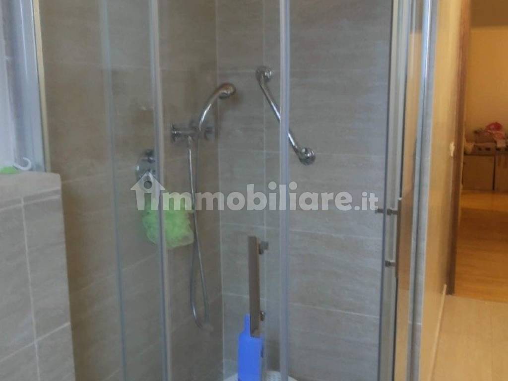 cabina doccia bagno principale