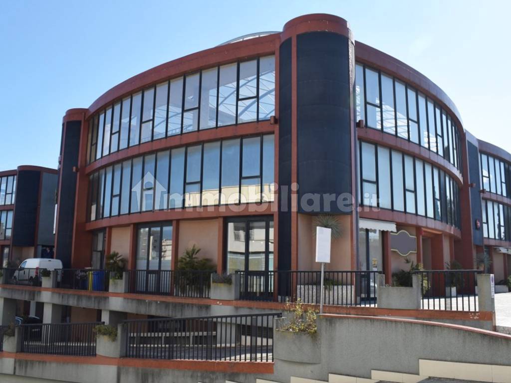 locale-commerciale-via-giuseppe-guglielmi-martina-franca-rif