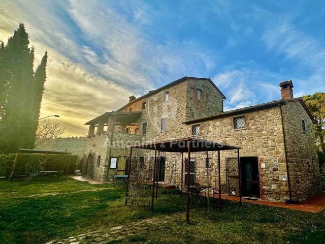 Splendido borgo rurale - Lago Trasimeno - Cortona 