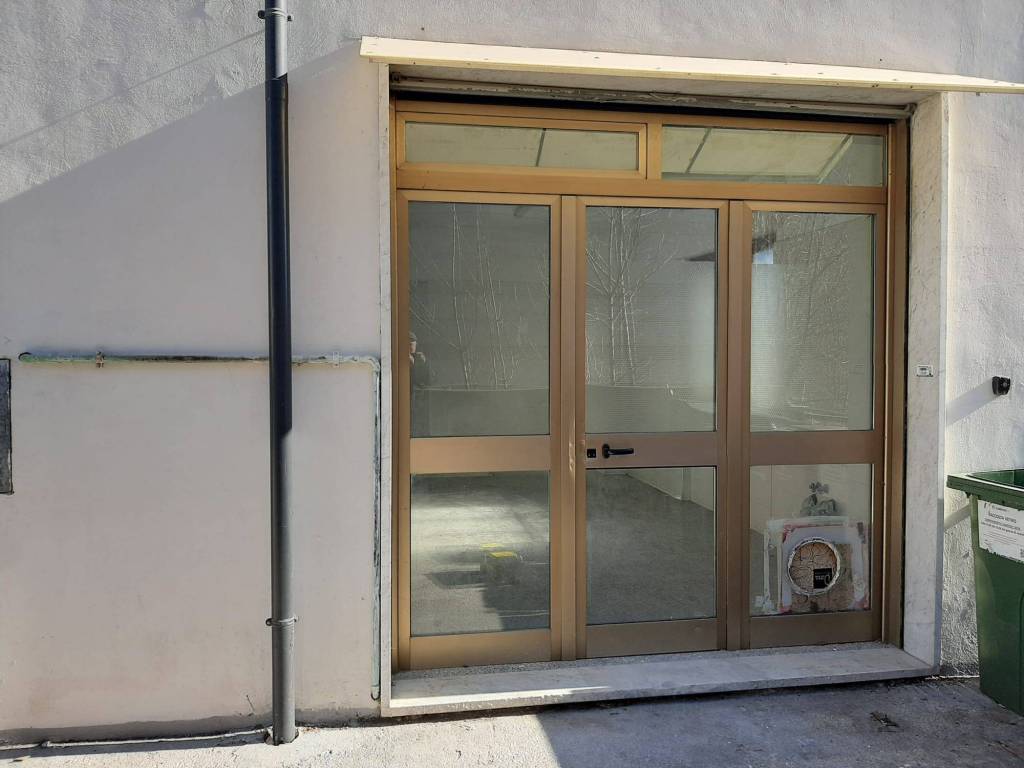 Locale commerciale corso risorgimento, centro, isernia