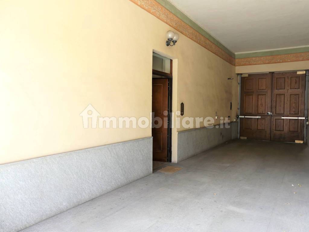 ingresso palazzo