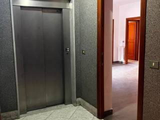 ingresso e ascensore