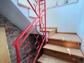 scale di accesso alla cantina