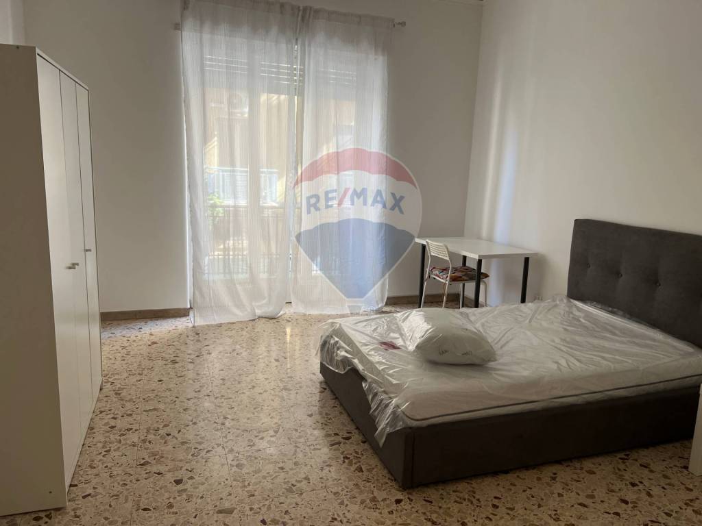 Stanze In Affitto A Catania Per Studenti Stanza in affitto in Appartamento, affittasi camera viale Jonio 30, Catania