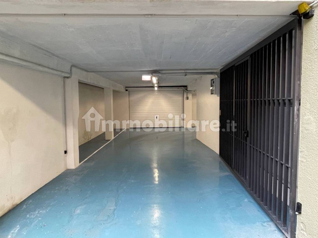 Posto Auto Moto Salita Superiore Della Noce 39 Genova Rif posto-auto-moto-salita-superiore-della-noce-39-genova-rif