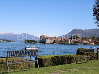 Lungolago Stresa