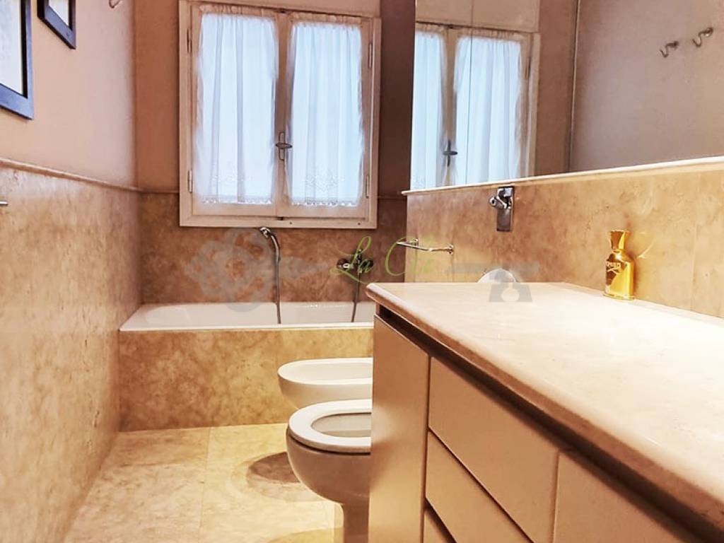 VENDO COURMAYEUR - BAGNO