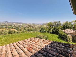 Porzione di casale in pietra