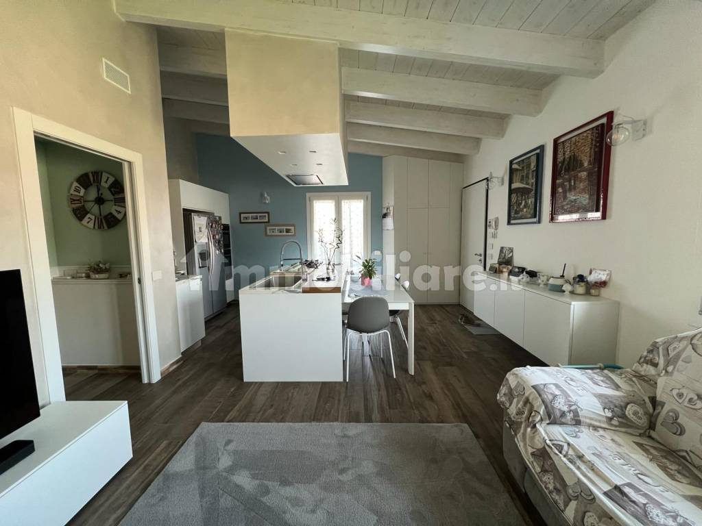 Salone