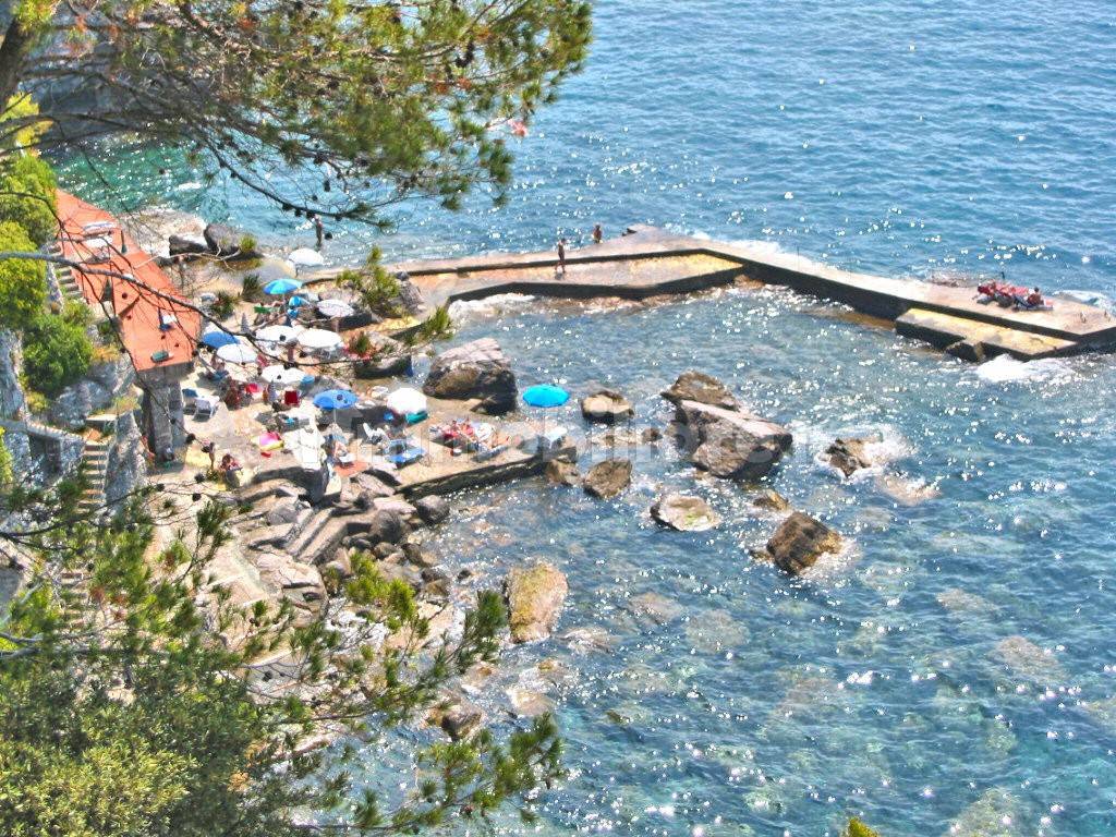 SPIAGGIA PRIVATA