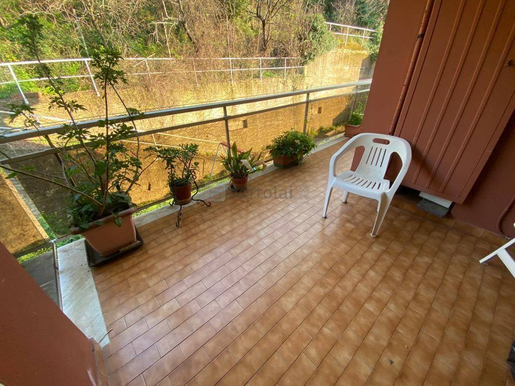 terrazzo dalla cucina.jpg