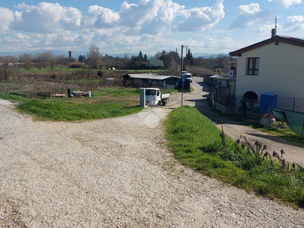 strada vista da sopra