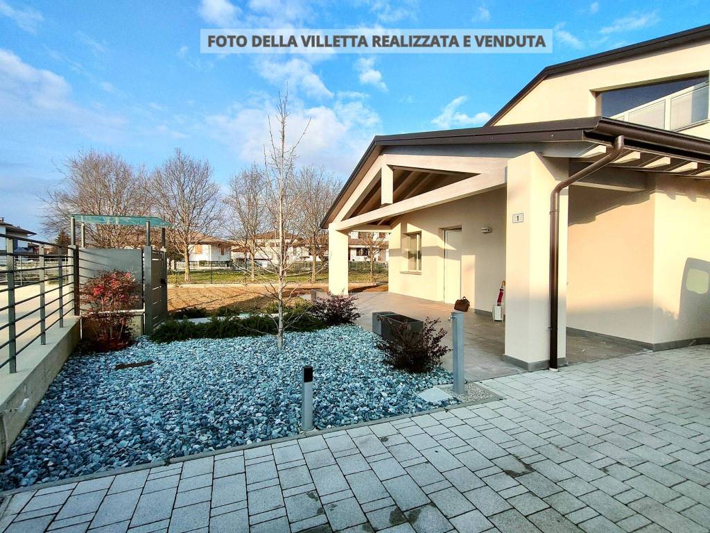 Villa unifamiliare via pescara, roveleto, cadeo