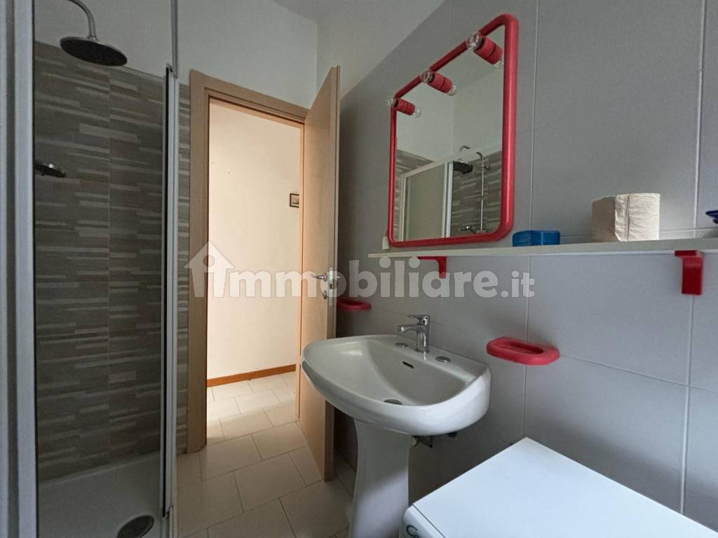 Vendita Appartamento Celle Ligure. Bilocale in via Cassisi 1. Buono stato,  terzo piano, con terrazza, riscaldamento autonomo, rif. 78947111