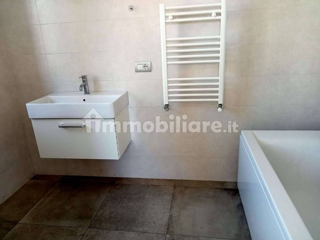 BAGNO IN CAMERA