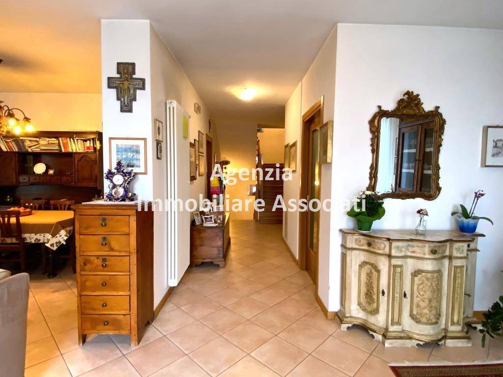 Vendita Villa bifamiliare in Villaggio Sant'Eusebio Bassano del Grappa