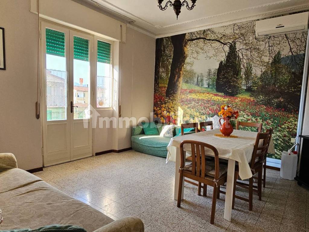 Vendita Appartamento Lucca. Quadrilocale in viale Sardegna. Ottimo ...