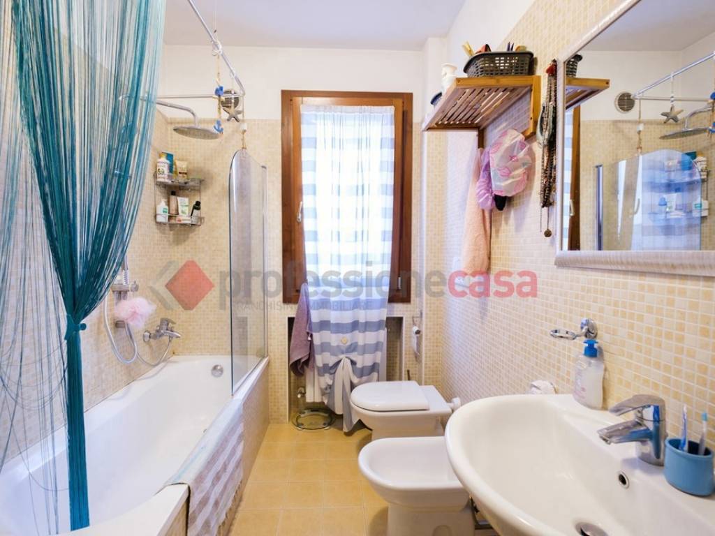 BAGNO FINESTRATO