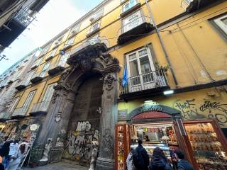 Case in vendita in Via Benedetto Croce, Napoli - Immobiliare.it