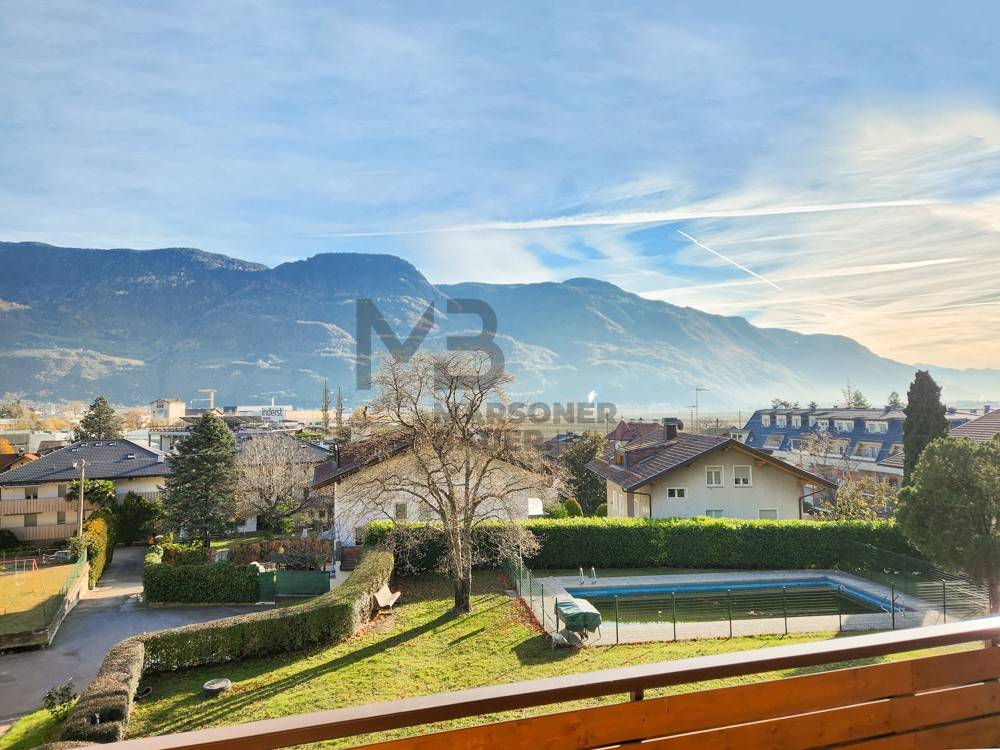 Terrasse mit Panoramablick - terrazza con vista pa