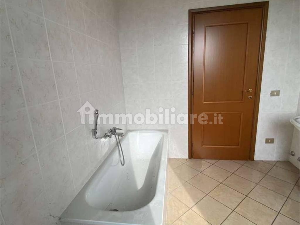 bagno piano primo